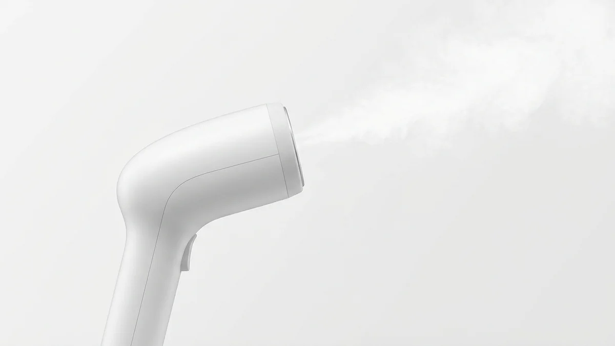 Portable steamer for dress care