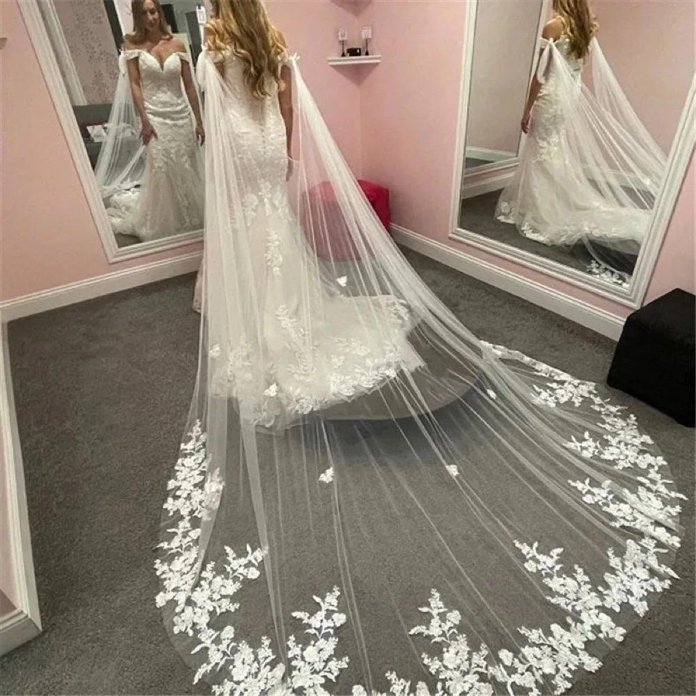 The Bridal Cape, The veil alternative, with nothing pinned in your hair