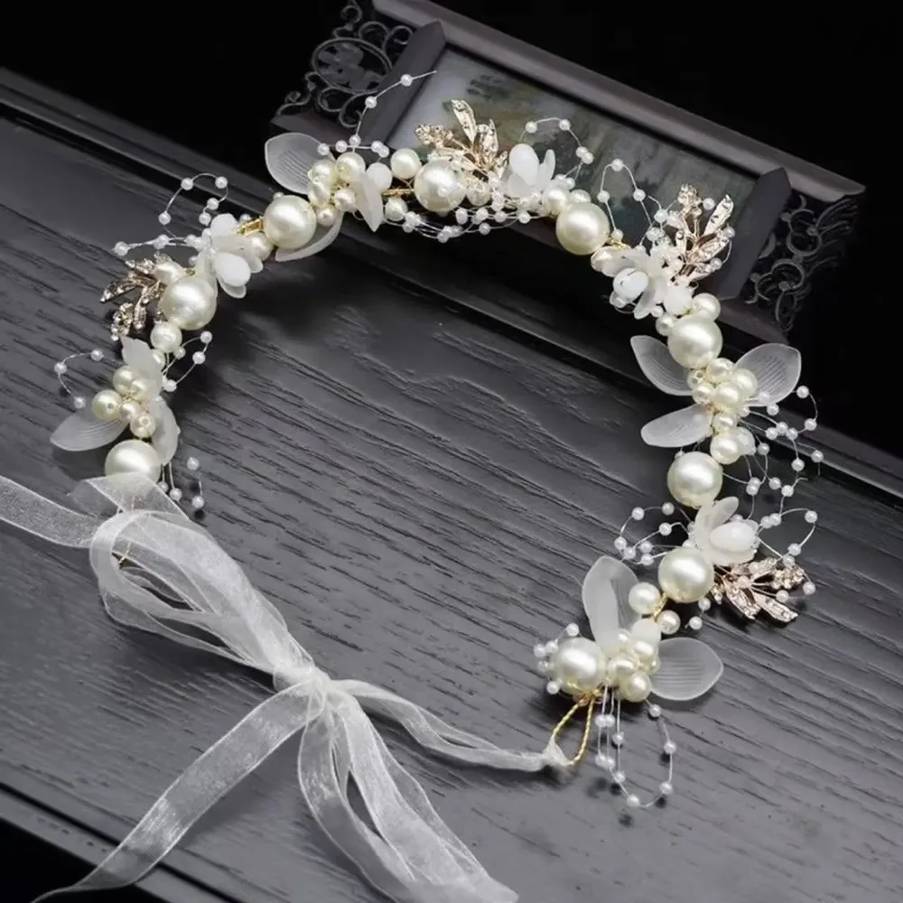 Pearl Bridal Headband photo 3