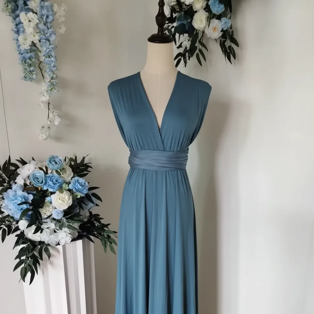 The Infinity Dress photo 5
