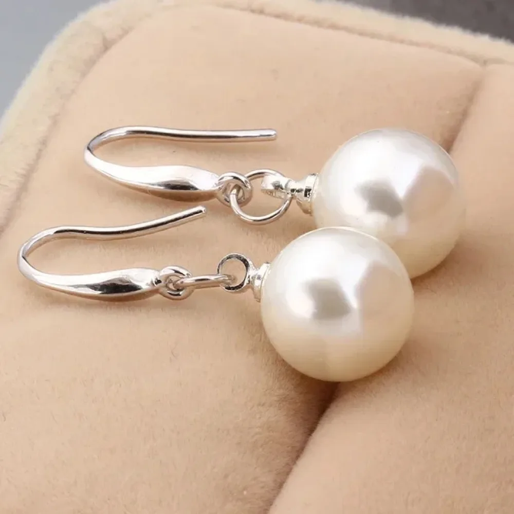 Pearl Drop Bridal Earrings, The jewelry that shows in every single photo