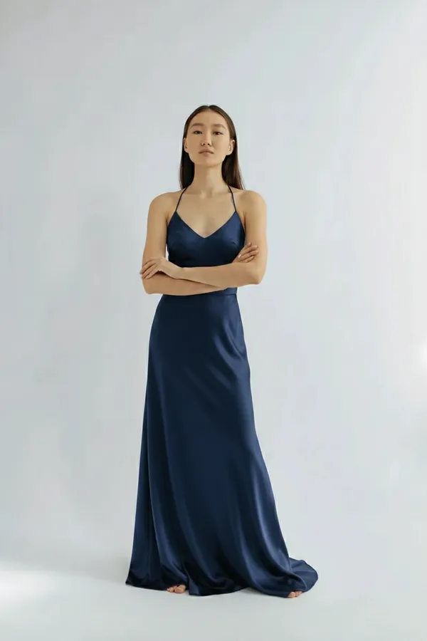 Virtual wedding dress try-on preview